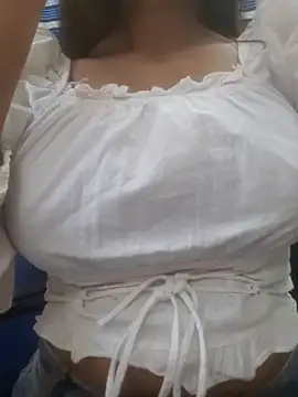 Sexy Mal89 online show from May 6, 2026, 4:27 am