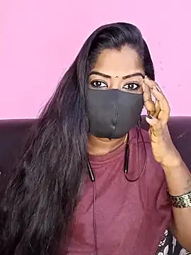 Snapshot of tamilammukuttyy chatting on December 14, 2025, 2:29 am tamilammukuttyy online show from December 14, 2025, 2:29 am