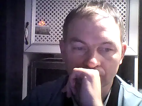 Snapshot of SummerArthur chatting on October 1, 2025, 4:44 pm SummerArthur online show from October 1, 2025, 4:44 pm