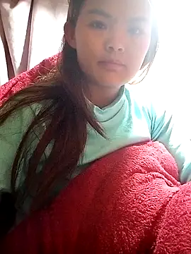 xinhxinhcute online show from November 29, 2025, 10:21 pm