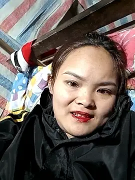 xinhxinhcute online show from January 10, 2026, 1:45 am