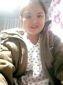 xinhxinhcute online show from February 3, 2026, 12:21 pm