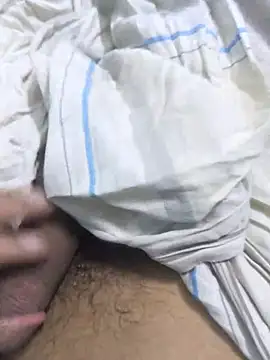 Snapshot of Bangladeshi_Big_male chatting on November 13, 2025, 6:23 pm Bangladeshi Big male online show from November 13, 2025, 6:23 pm