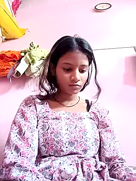 Hot Mayra  online show from October 17, 2025, 7:22 am