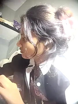 Hot Mayra  online show from November 15, 2025, 4:55 pm