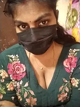 Snapshot of Nithiila chatting on December 20, 2025, 6:38 am Nithiila online show from December 20, 2025, 6:38 am