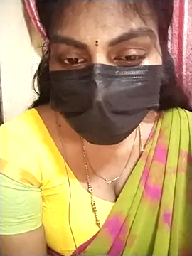 Snapshot of Nithiila chatting on October 14, 2025, 7:53 am Nithiila online show from October 14, 2025, 7:53 am