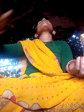 Snapshot of Hot_rachnasexy chatting on December 3, 2025, 7:08 am Hot rachnasexy online show from December 3, 2025, 7:08 am