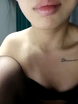 mumu7890 online show from October 20, 2025, 11:55 am