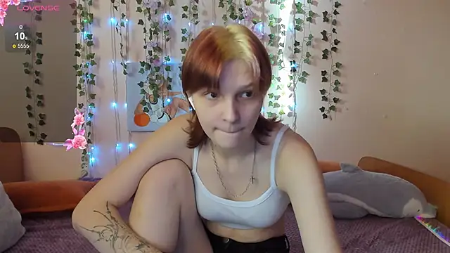 Snapshot of AudreyyKim chatting on November 21, 2025, 8:02 am AudreyyKim online show from November 21, 2025, 8:02 am