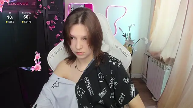 AudreyyKim online show from May 1, 2026, 8:19 am