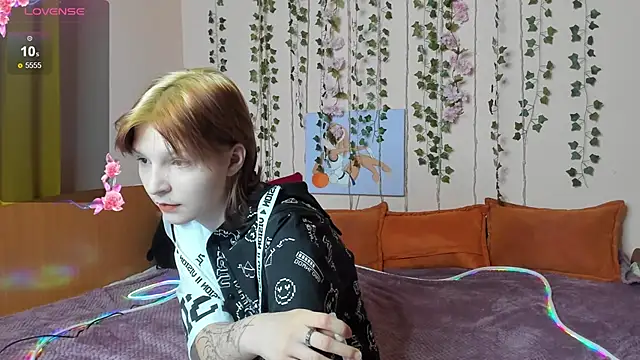 Snapshot of AudreyyKim chatting on December 2, 2025, 8:16 am AudreyyKim online show from December 2, 2025, 8:16 am