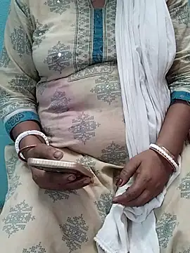 desi boudi87 online show from June 15, 2026, 8:47 am
