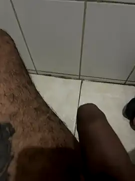 FromVnz online show from December 18, 2025, 2:10 pm