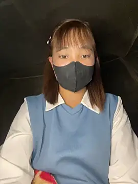 Snapshot of delwyn- chatting on December 3, 2025, 3:33 pm delwyn- online show from December 3, 2025, 3:33 pm