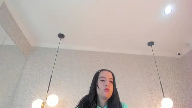 jazlin angels online show from October 15, 2025, 4:55 am