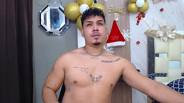 taylor collins  online show from November 15, 2025, 11:09 pm