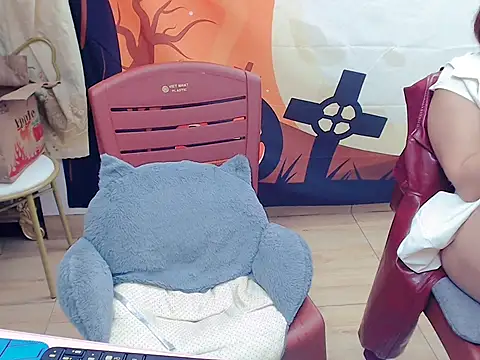 Snapshot of Funnygirl_9x chatting on November 5, 2025, 2:03 am Funnygirl 9x online show from November 5, 2025, 2:03 am