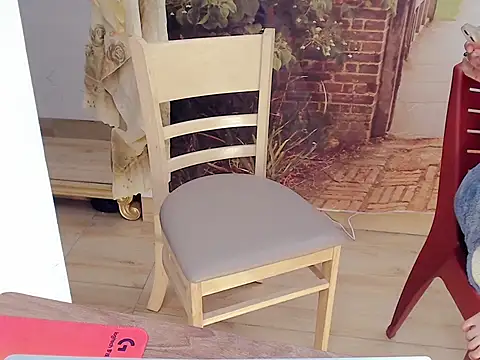 Snapshot of Funnygirl_9x chatting on October 23, 2025, 1:21 pm Funnygirl 9x online show from October 23, 2025, 1:21 pm