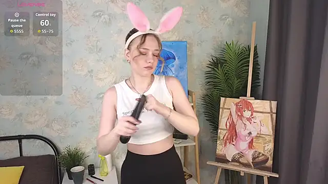 HollieCollelo online show from January 13, 2026, 3:10 am