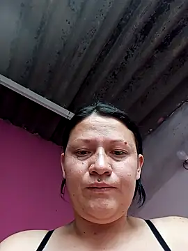  Kaatiiaa  online show from September 17, 2025, 4:31 pm