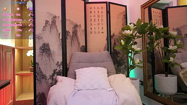 VioletEvanz online show from September 23, 2025, 7:10 pm