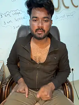 MeekBatgirl online show from January 6, 2026, 5:33 am