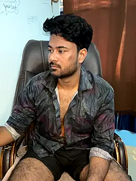 Snapshot of MeekBatgirl chatting on November 15, 2025, 6:28 am MeekBatgirl online show from November 15, 2025, 6:28 am