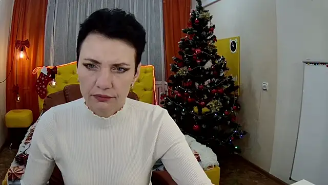 AvaSaturnian online show from December 16, 2025, 8:07 am