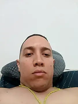 Snapshot of olivo2018 chatting on September 9, 2025, 8:18 pm olivo2018 online show from September 9, 2025, 8:18 pm