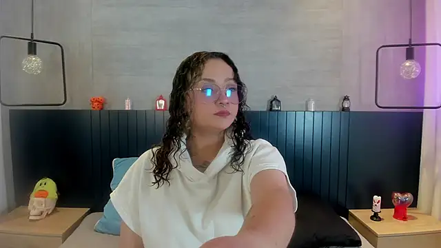 tara black online show from October 5, 2025, 3:52 am