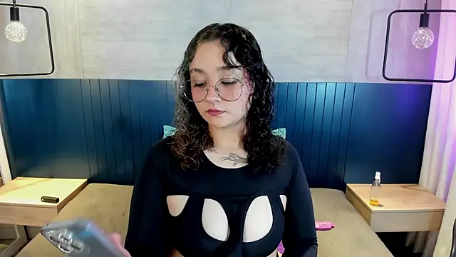 tara black online show from September 20, 2025, 3:55 am