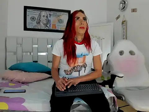 MissDiabla  online show from March 12, 2026, 1:37 pm