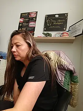 Snapshot of Madisson-04_ chatting on July 28, 2026, 2:46 pm Madisson-04 online show from July 28, 2026, 2:46 pm