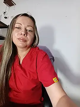 Snapshot of Madisson-04_ chatting on August 1, 2026, 1:31 pm Madisson-04 online show from August 1, 2026, 1:31 pm