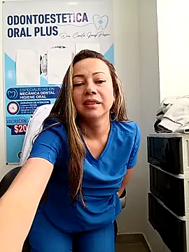 Snapshot of Madisson-04_ chatting on March 12, 2026, 3:05 pm Madisson-04 online show from March 12, 2026, 3:05 pm