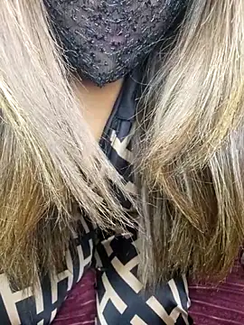 Snapshot of mysticlure-- chatting on November 6, 2025, 12:58 am mysticlure-- online show from November 6, 2025, 12:58 am