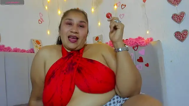 milf latinn online show from September 26, 2025, 2:35 pm
