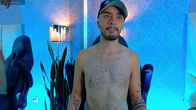 Snapshot of HairyDiamond_ chatting on September 24, 2025, 8:15 pm HairyDiamond online show from September 24, 2025, 8:15 pm