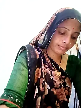 Sharma pooja online show from October 1, 2025, 4:22 pm