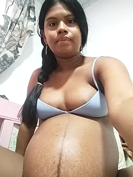 julietta1453 online show from March 8, 2026, 9:07 pm