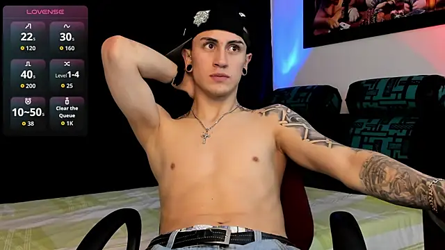 Snapshot of Sebas_maverick chatting on November 25, 2025, 11:37 pm Sebas maverick online show from November 25, 2025, 11:37 pm