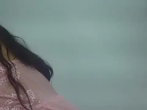 Saniya9B online show from December 22, 2025, 3:23 pm