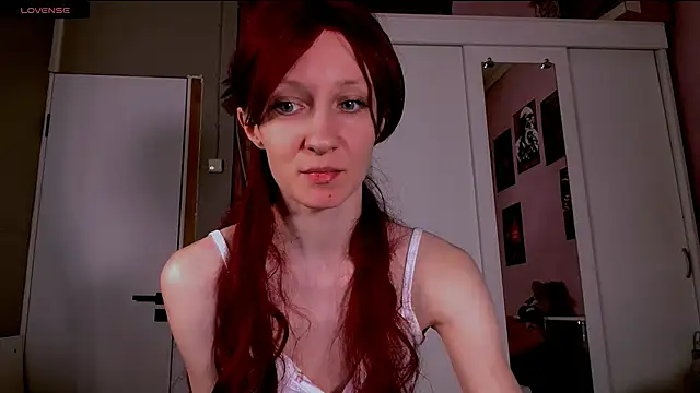 Snapshot of ariana_greys chatting on December 14, 2025, 10:59 pm ariana greys online show from December 14, 2025, 10:59 pm