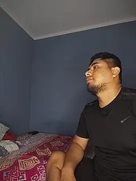 Snapshot of badlove42 chatting on December 5, 2025, 4:22 am badlove42 online show from December 5, 2025, 4:22 am