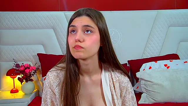 ArianaAllens online show from April 21, 2026, 6:25 pm