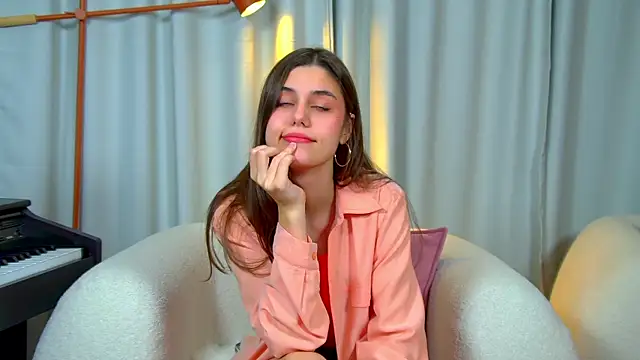 Snapshot of ArianaAllens chatting on October 10, 2025, 6:25 am ArianaAllens online show from October 10, 2025, 6:25 am