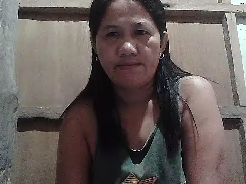 hotmama 063 online show from May 8, 2026, 9:18 pm
