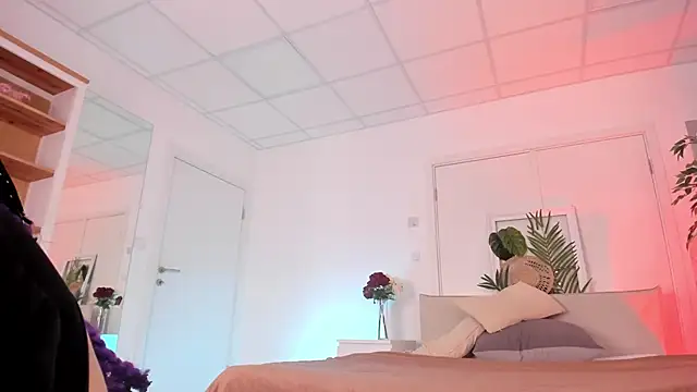 Snapshot of Sima_Wendy chatting on October 26, 2025, 7:31 am Sima Wendy online show from October 26, 2025, 7:31 am