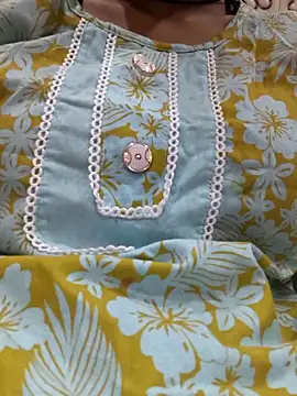 Snapshot of Aidakhan1212 chatting on March 18, 2026, 4:52 pm Aidakhan1212 online show from March 18, 2026, 4:52 pm